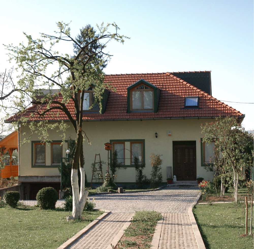 Hübsches Landhaus im Herbst